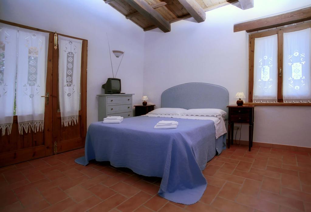 Agriturismo "Antico Frantoio" Foligno Zimmer foto