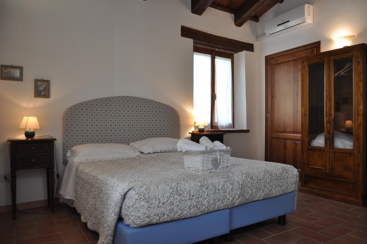 Agriturismo "Antico Frantoio" Foligno Exterior foto